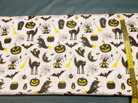Cotton 100% Patterned - Halloween black pattern yellow on a white background