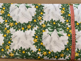 Cotton 100% Christmas - wreaths pattern green gold on a white background - 32