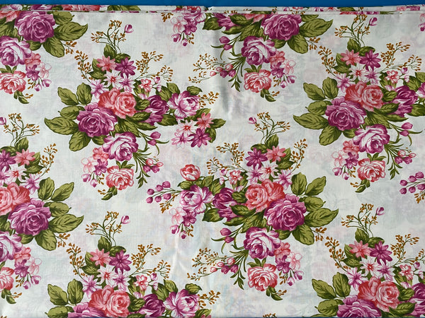 Cotton 100% Patterned -  red-fuchsia roses flowers on ecru background